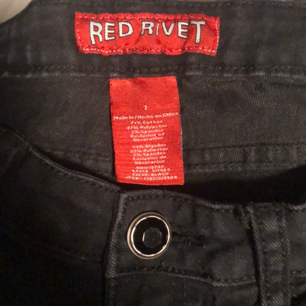 Red Rivet jeans - Picture 4 of 4